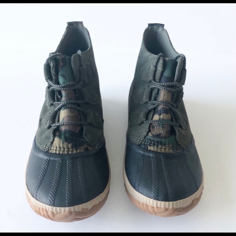 Sorel Camouflage and Tan Winter Boots